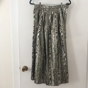 Metallic gray pleat midi skirt US 12